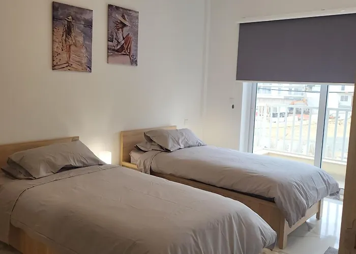 Flat 2 In Swieqi Is-Swieqi